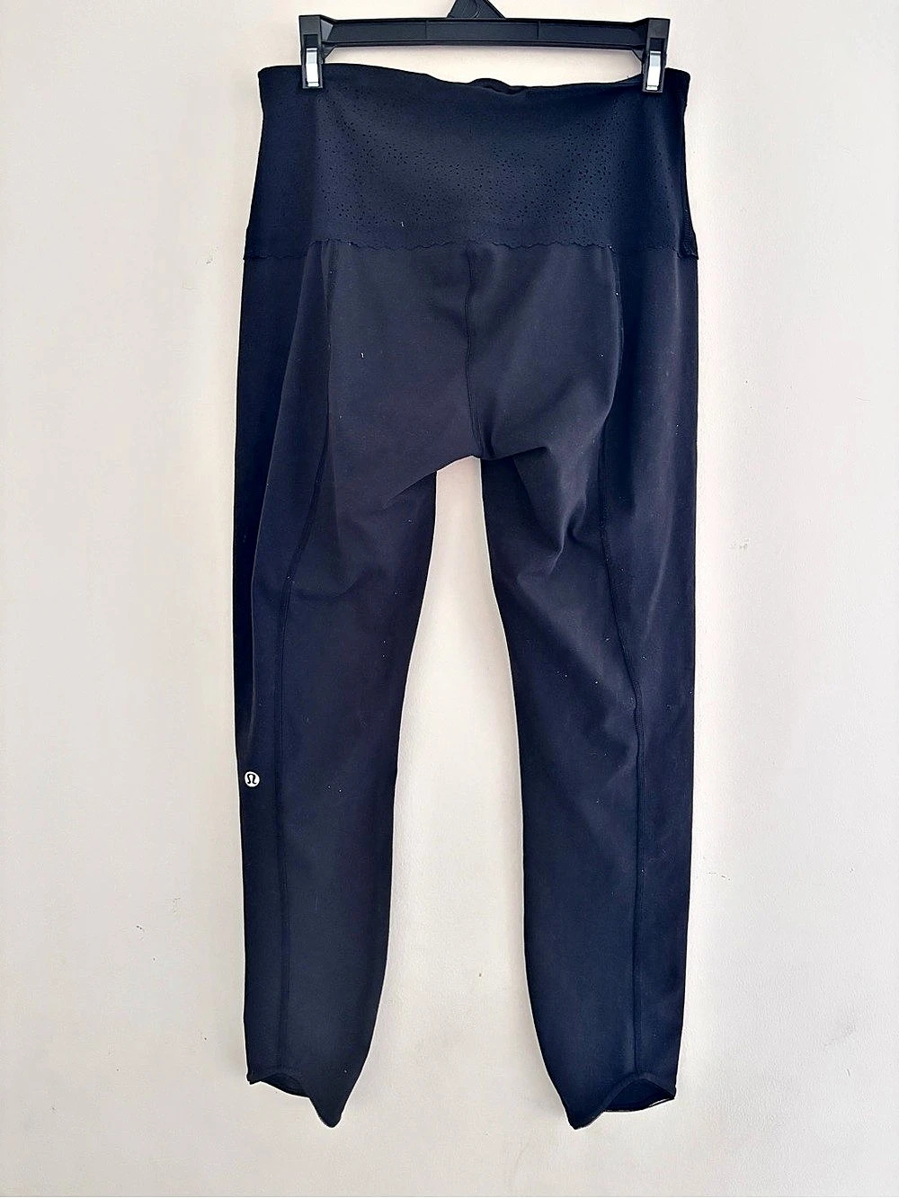 lululemon Super High-Black Leggings Waist 6